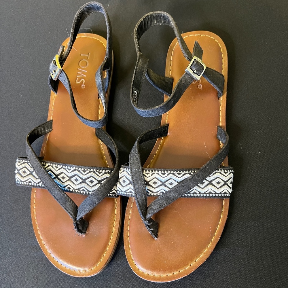 Tom’s flat sandals. Women’s US size 7.5